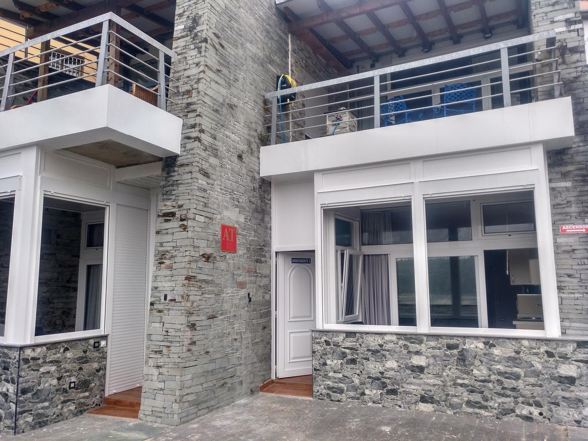 Apartamentos Turisticos Vistademar Luarca Extérieur photo